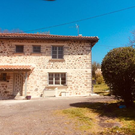 Les Outres Chabrac Exterior photo